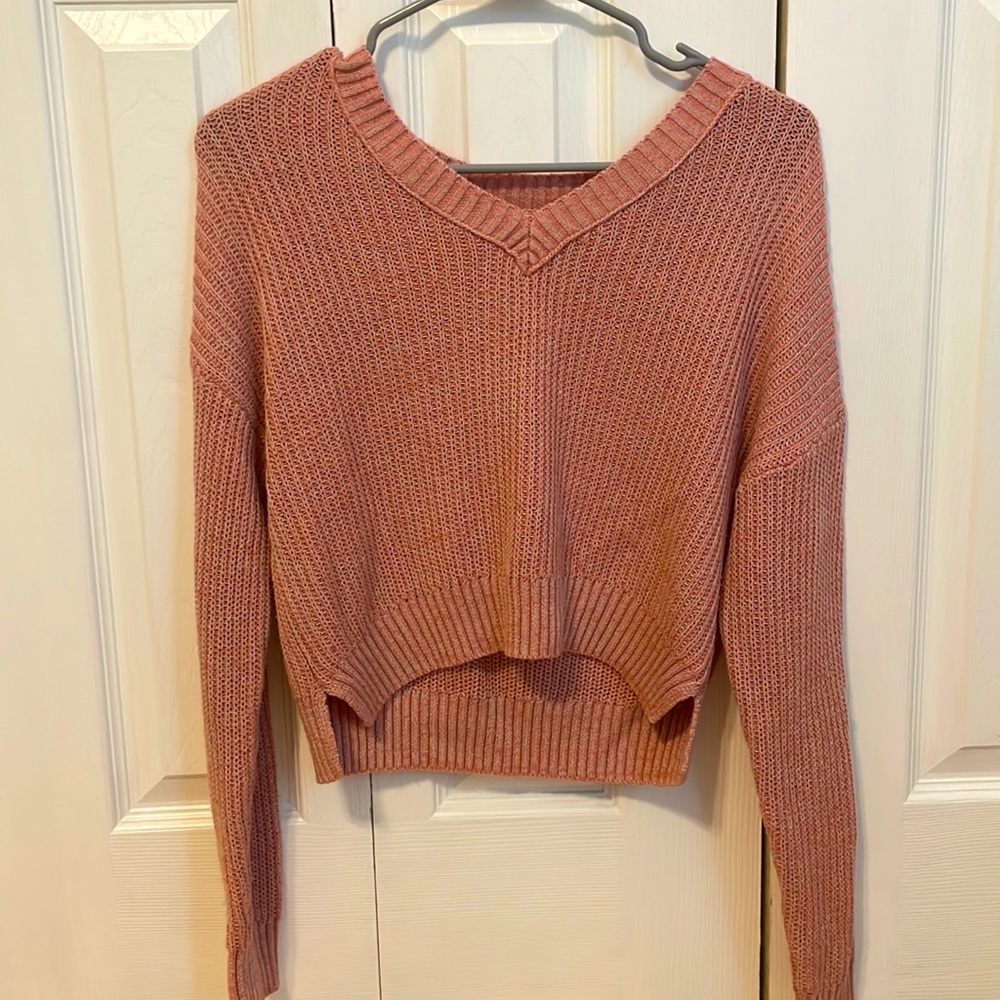 Cropped v neck sweater